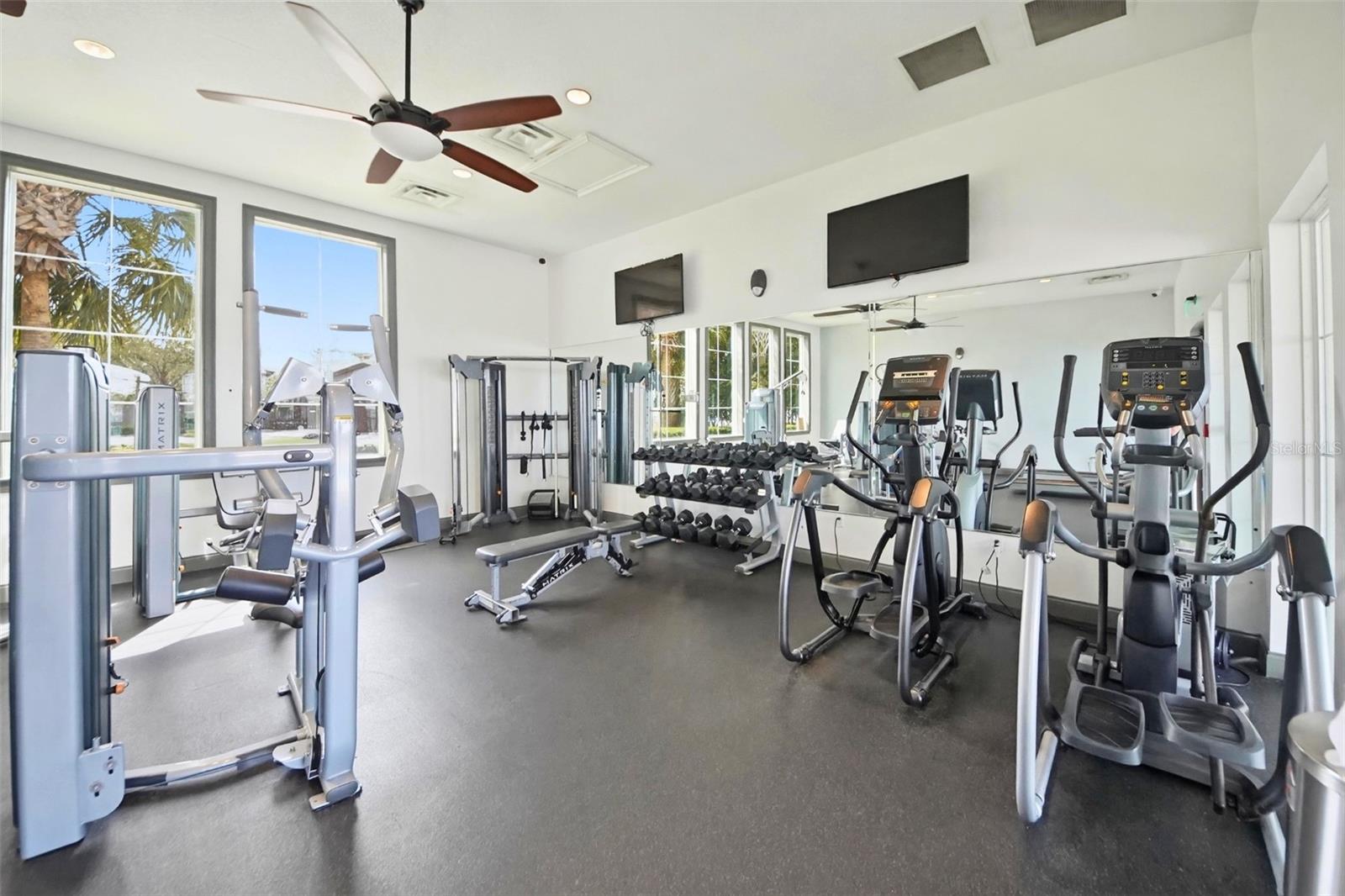 Image 45 of 46 For 10987 Lemon Lake Boulevard