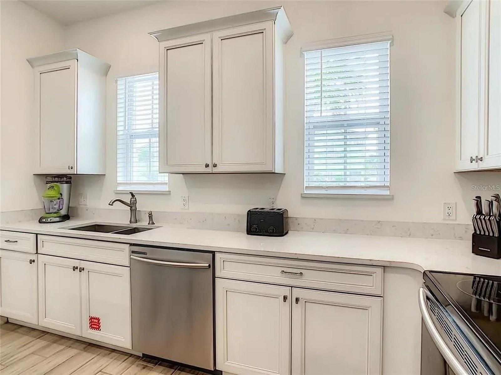 Image 10 of 62 For 8037 Lost Shaker Lane