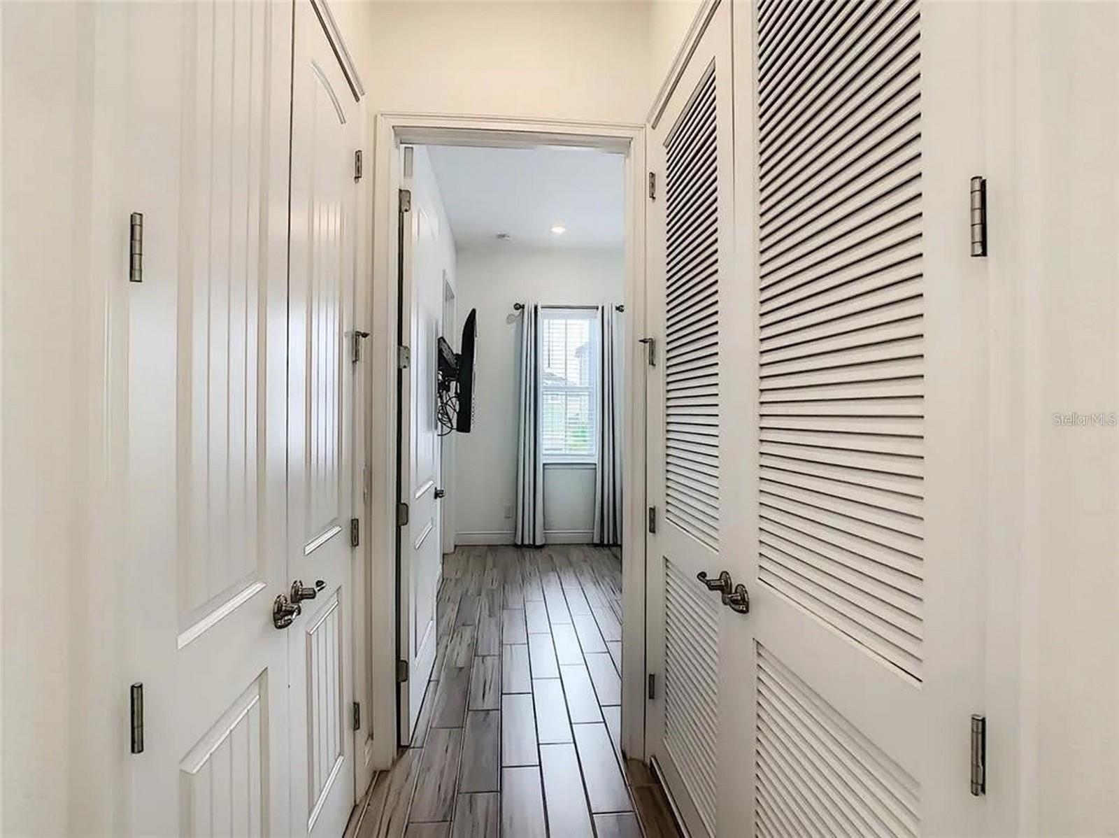 Image 23 of 62 For 8037 Lost Shaker Lane