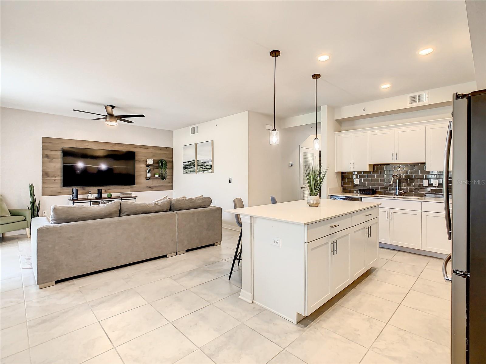 Image 33 of 51 For 4741 Clock Tower Drive 107