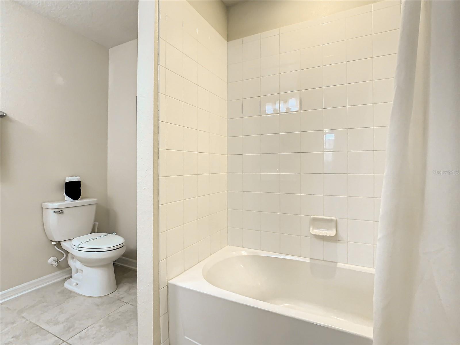 Image 42 of 51 For 4741 Clock Tower Drive 107