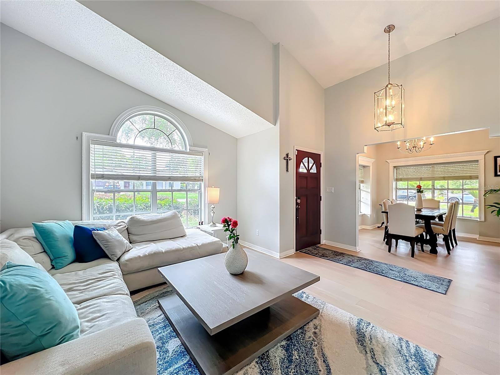 Image 12 of 70 For 200 Colonial Lane