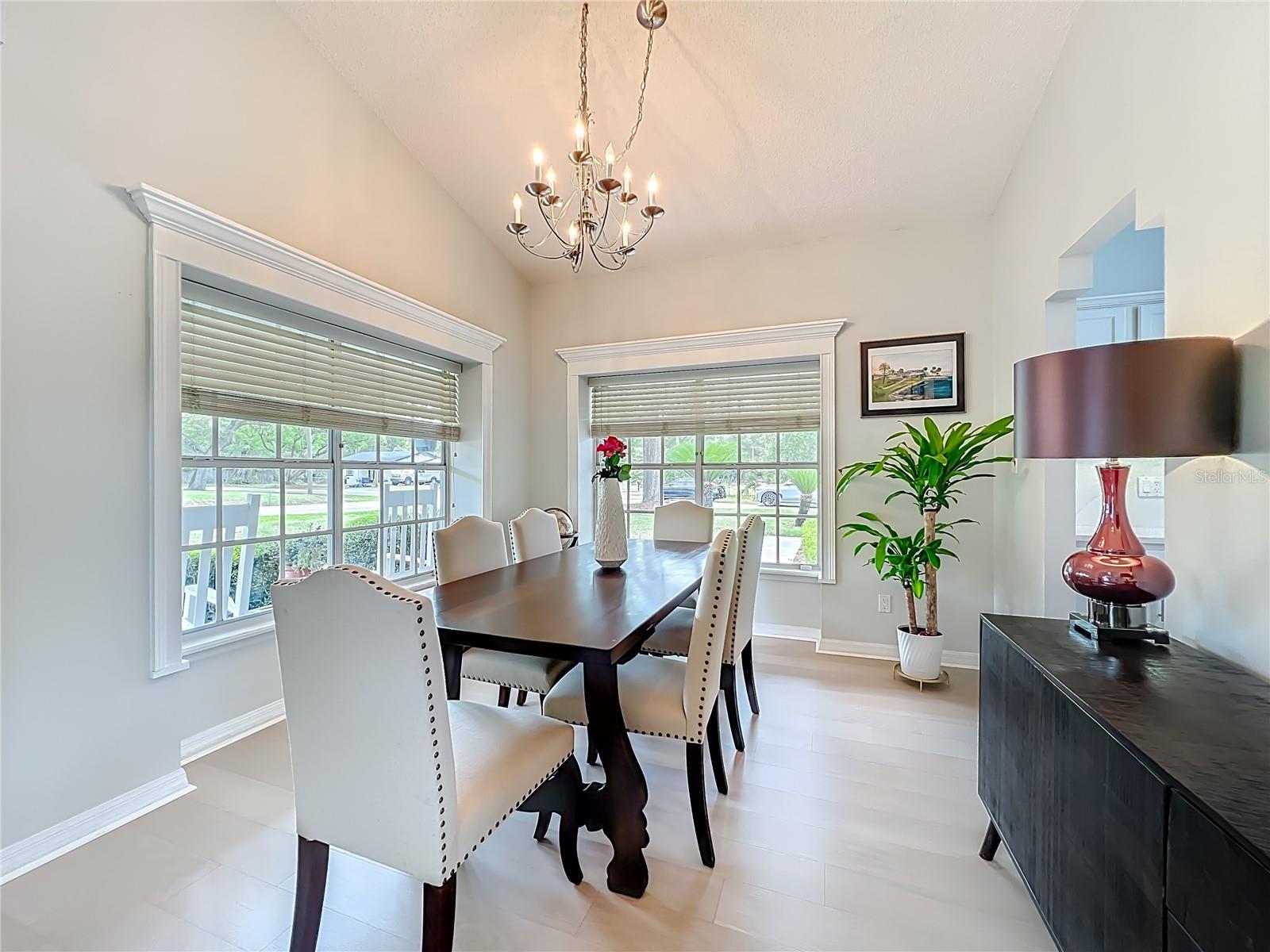 Image 18 of 70 For 200 Colonial Lane