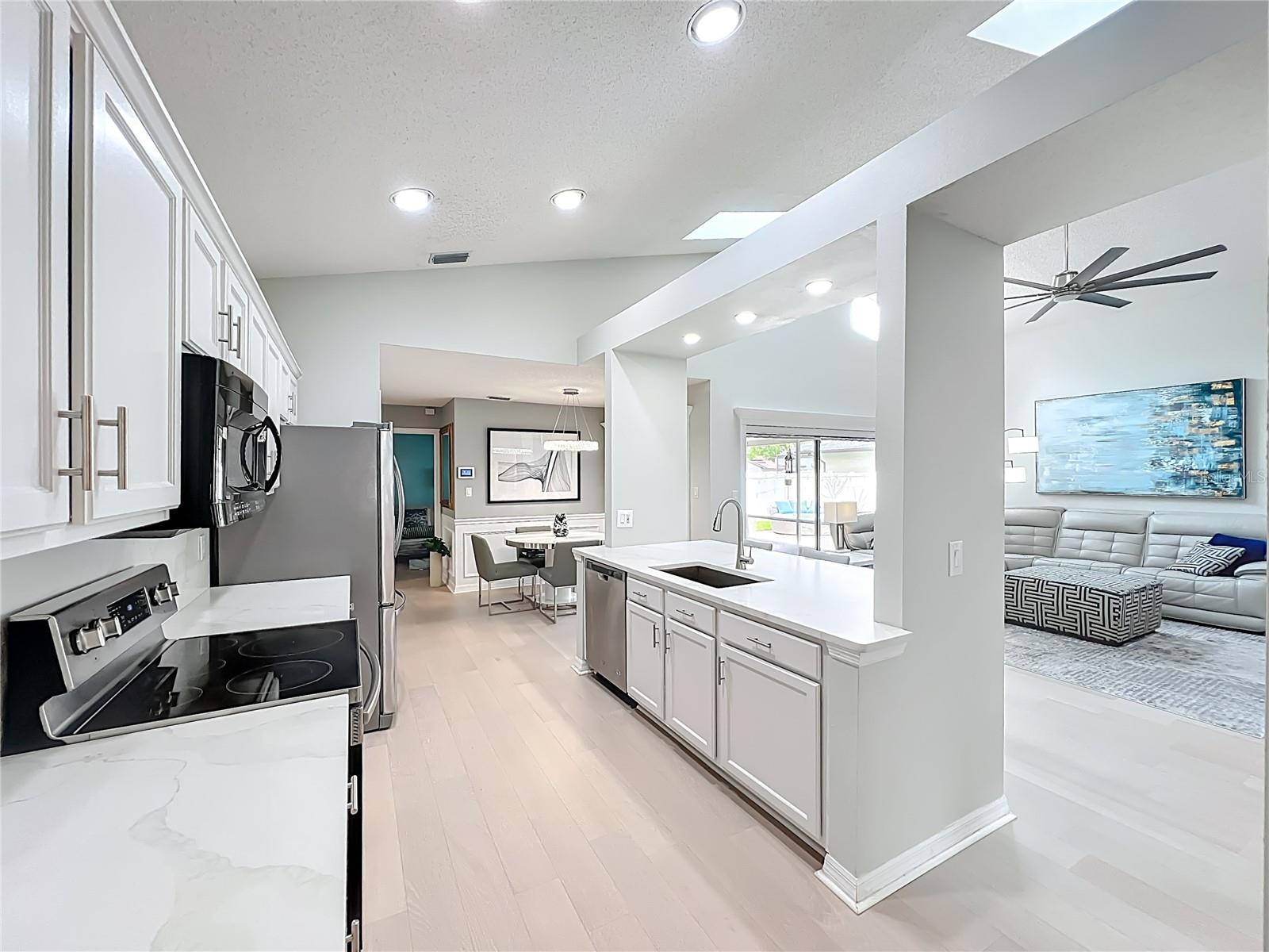 Image 30 of 70 For 200 Colonial Lane