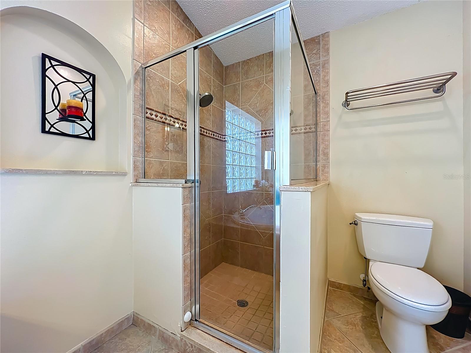 Image 55 of 70 For 200 Colonial Lane