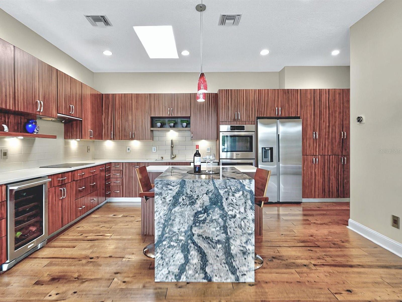 Image 15 of 56 For 9744 Covent Garden Drive