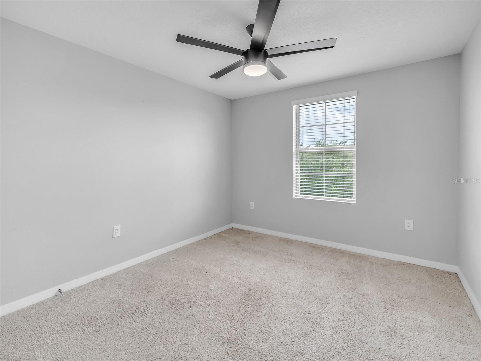 Image 18 of 29 For 1859 Red Canyon Drive