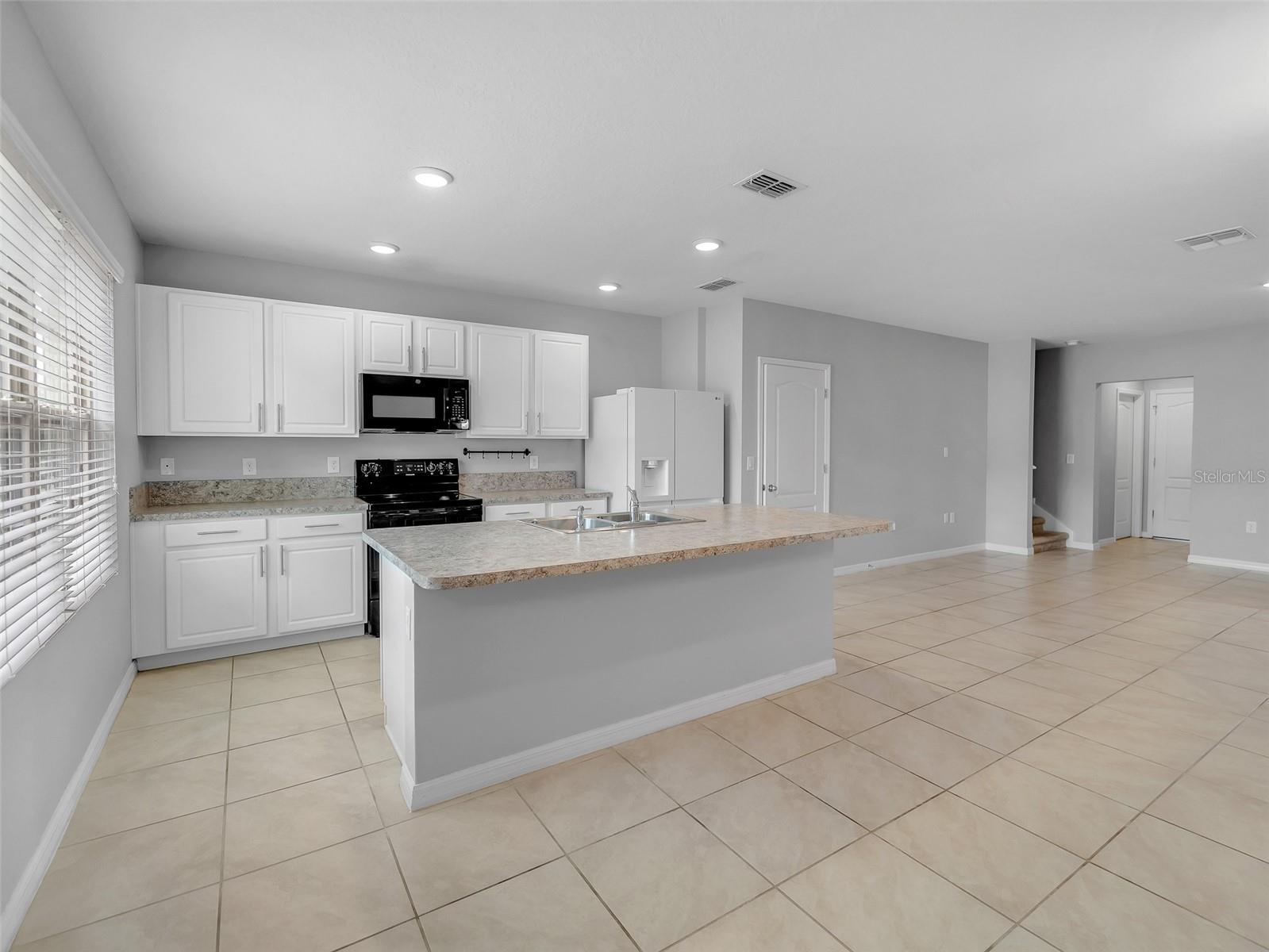 Image 4 of 29 For 1859 Red Canyon Drive