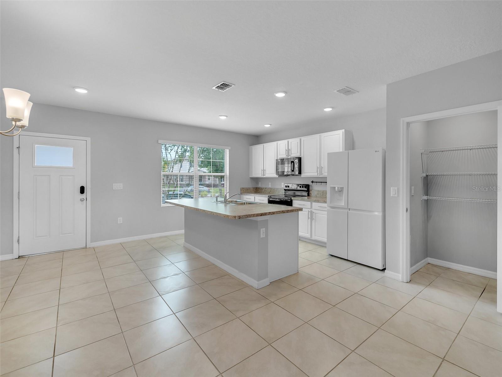 Image 5 of 29 For 1859 Red Canyon Drive