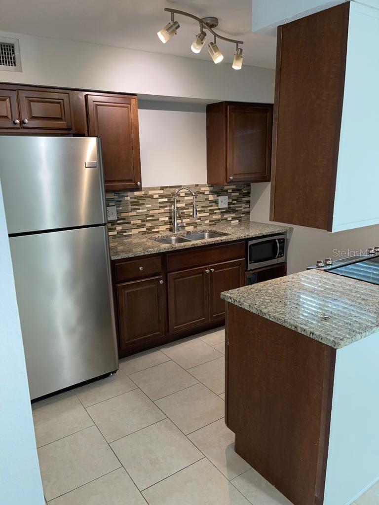 Image 10 of 22 For 5325 Curry Ford Road B101