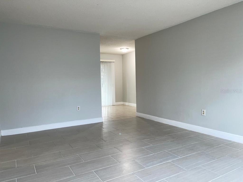 Image 4 of 22 For 5325 Curry Ford Road B101