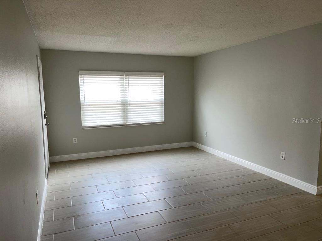 Image 5 of 22 For 5325 Curry Ford Road B101