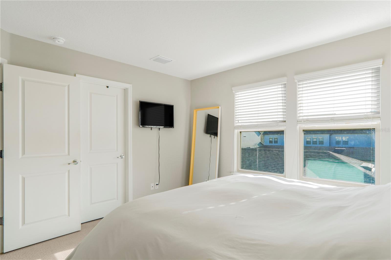 Image 20 of 77 For 7245 Half Moon Lake Drive