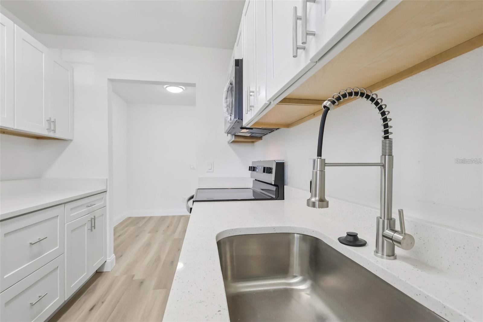 Image 8 of 32 For 11147 Acme Drive 207d