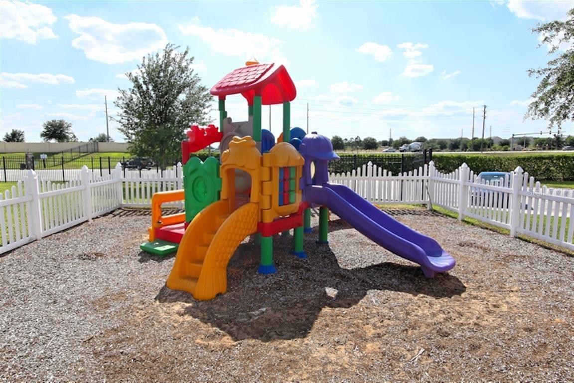 Image 33 of 35 For 1028 Tuscan Hills Boulevard