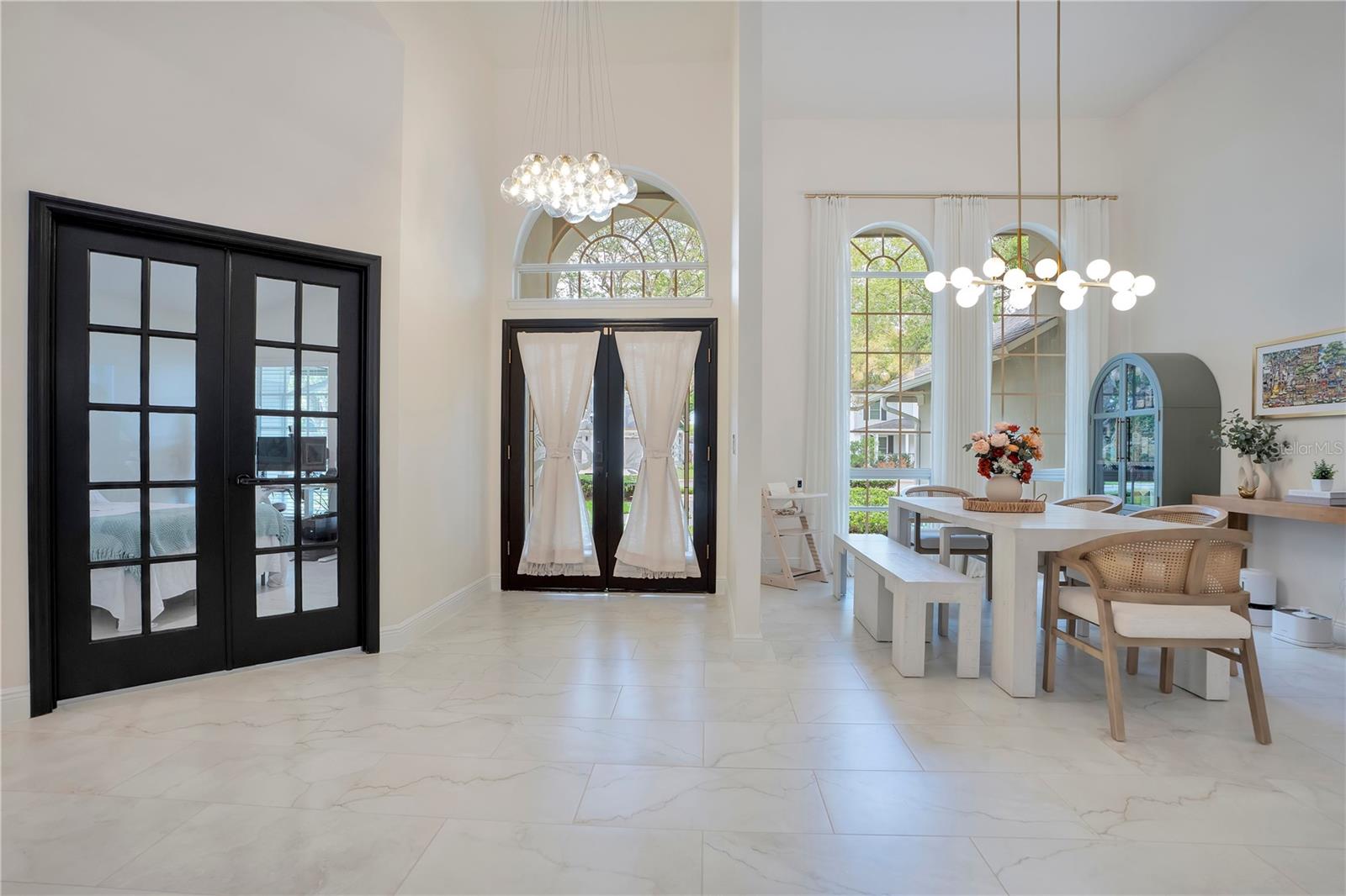 Image 10 of 74 For 320 Remington Drive