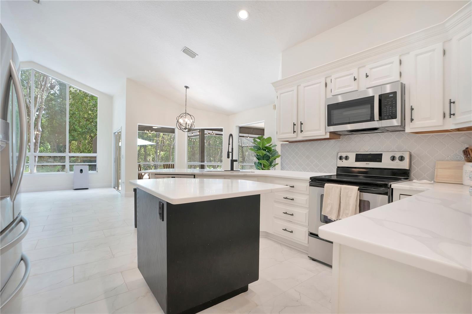 Image 22 of 74 For 320 Remington Drive