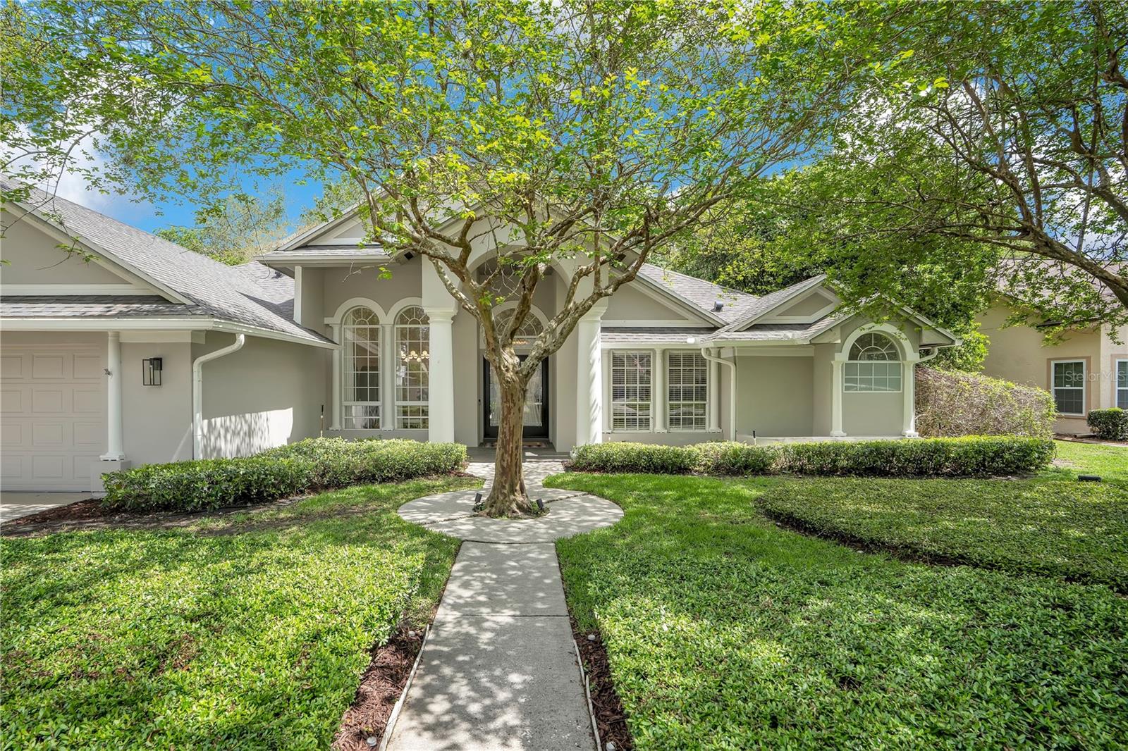 Image 4 of 74 For 320 Remington Drive