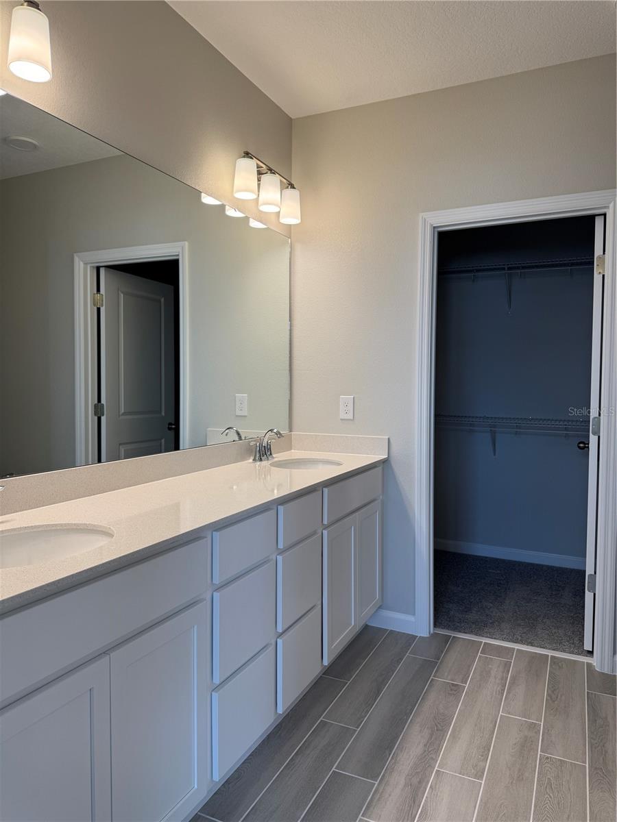Image 10 of 24 For 12118 Plumpton Drive