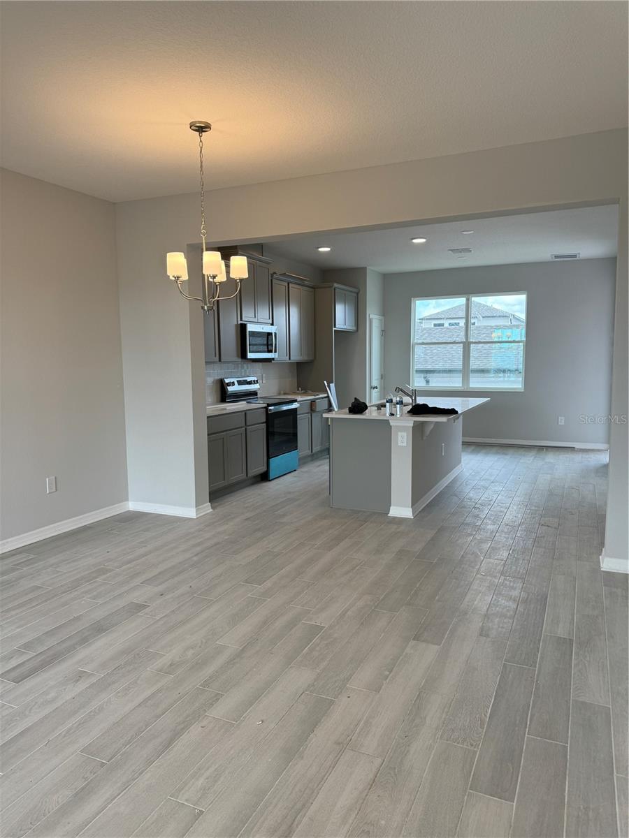 Image 3 of 24 For 12118 Plumpton Drive