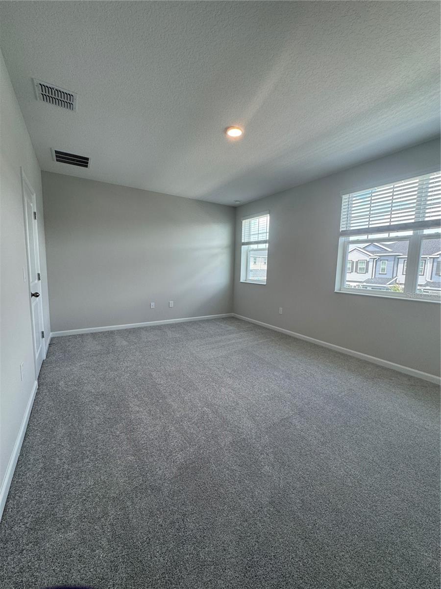 Image 9 of 24 For 12118 Plumpton Drive