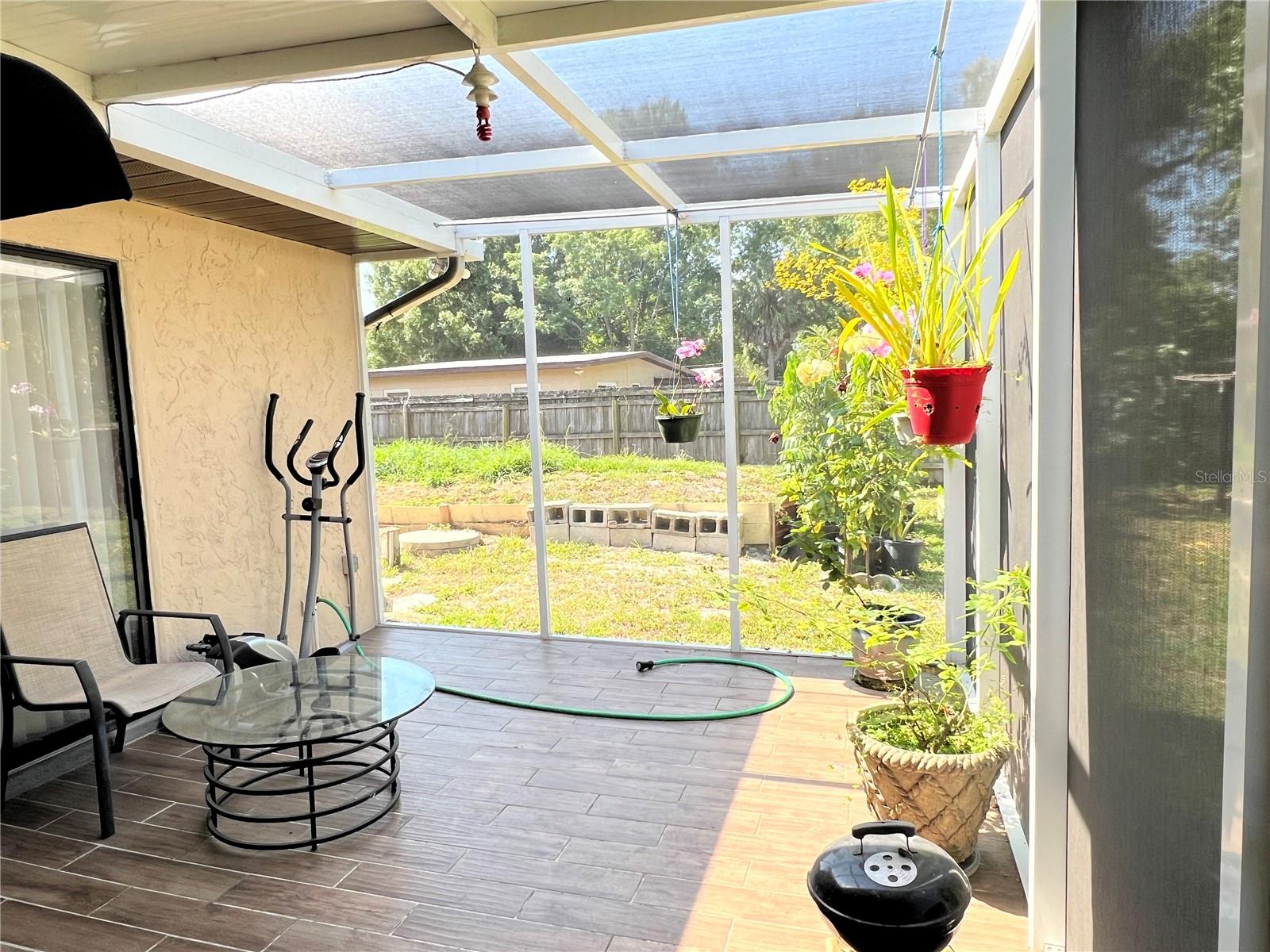 Image 14 of 23 For 1620 Foxbower Road