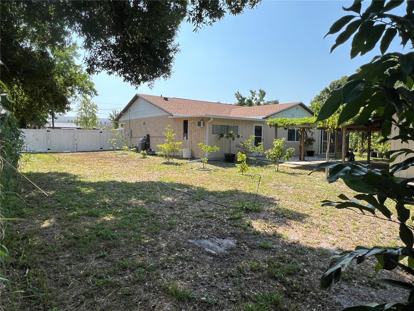 Image 15 of 23 For 1620 Foxbower Road