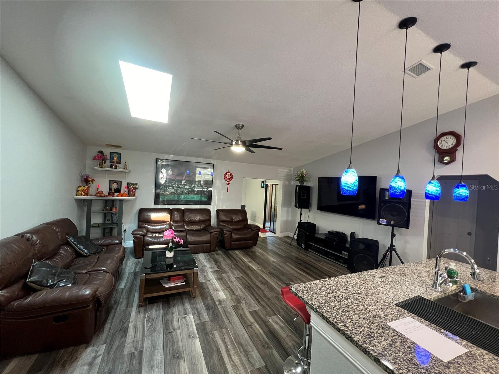 Image 6 of 23 For 1620 Foxbower Road