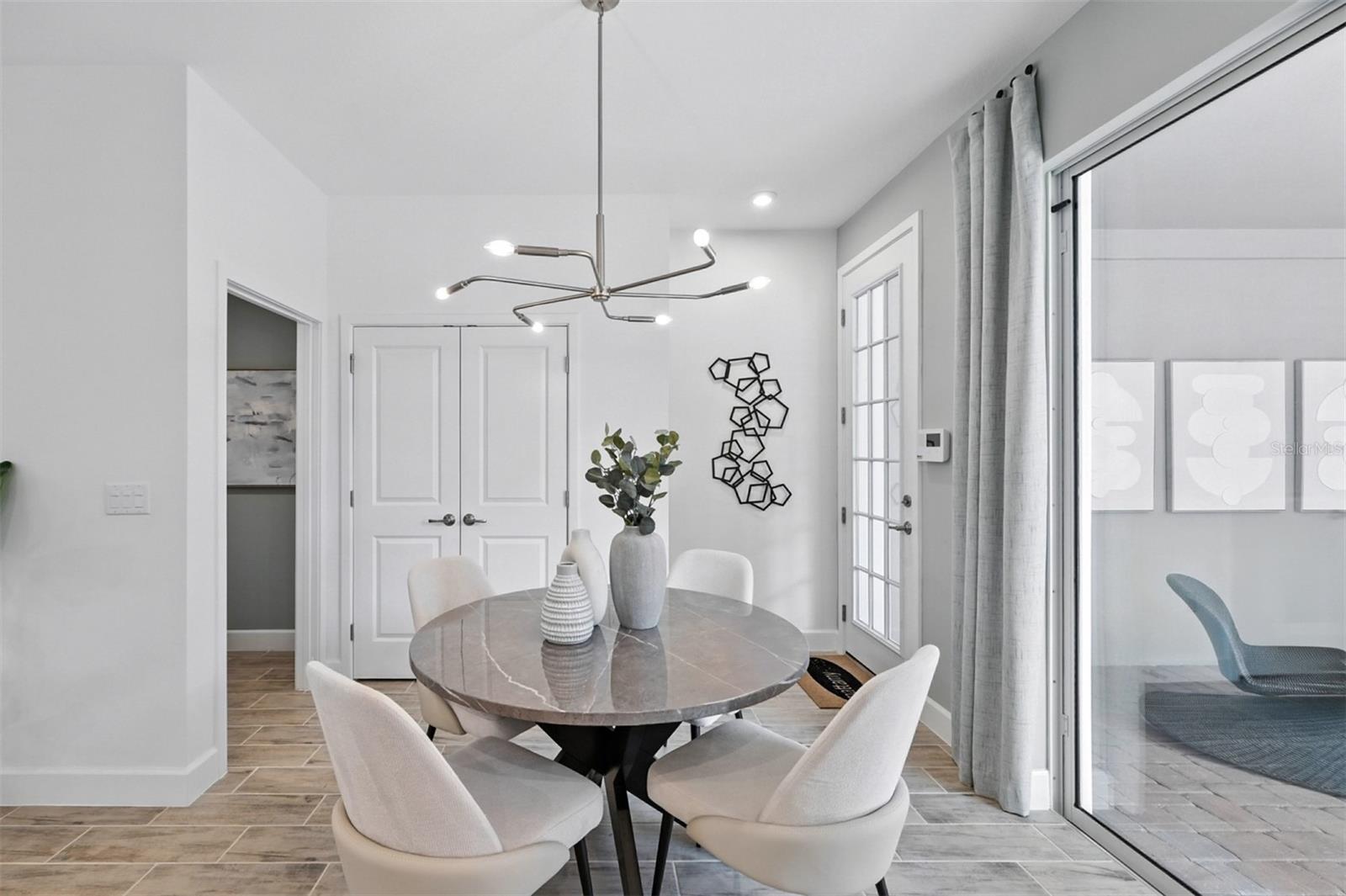 Image 11 of 31 For 1475 Seashore Circle