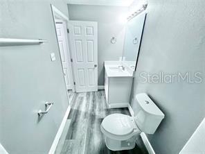 Image 18 of 27 For 3802 Bay Club Circle 101