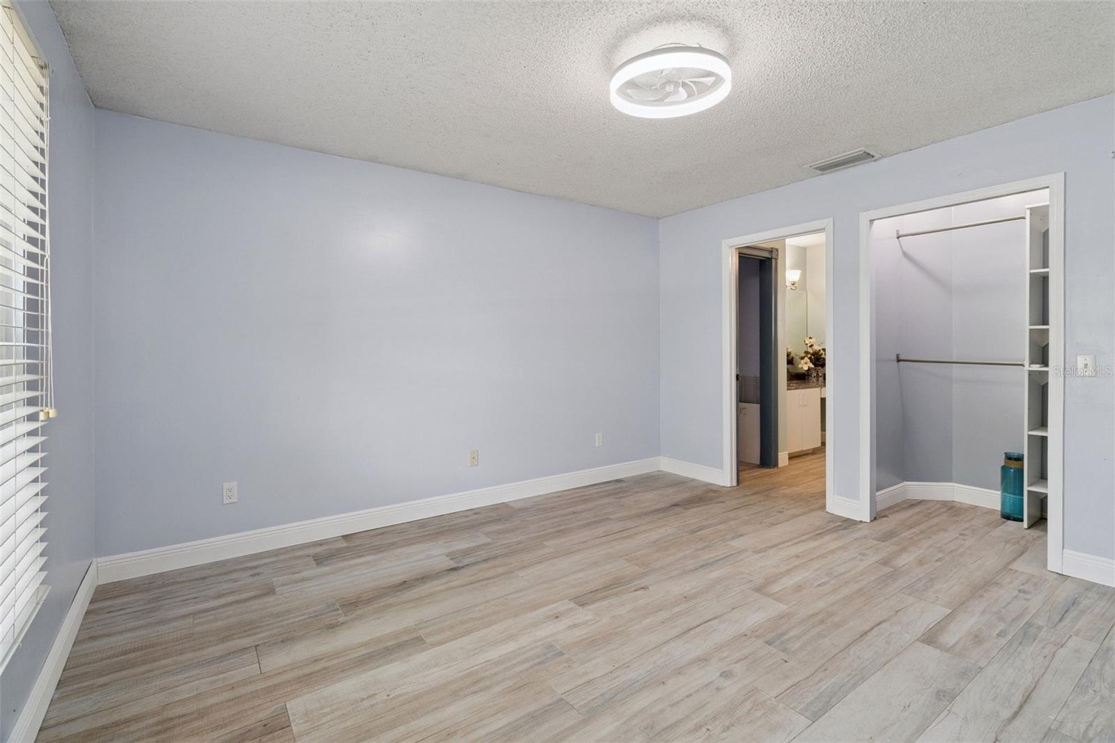 Image 12 of 30 For 3349 Frankford Street