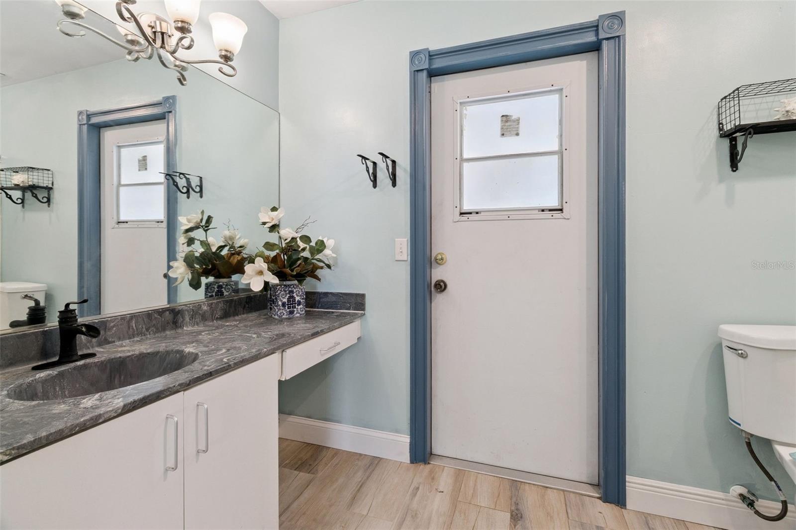 Image 15 of 30 For 3349 Frankford Street