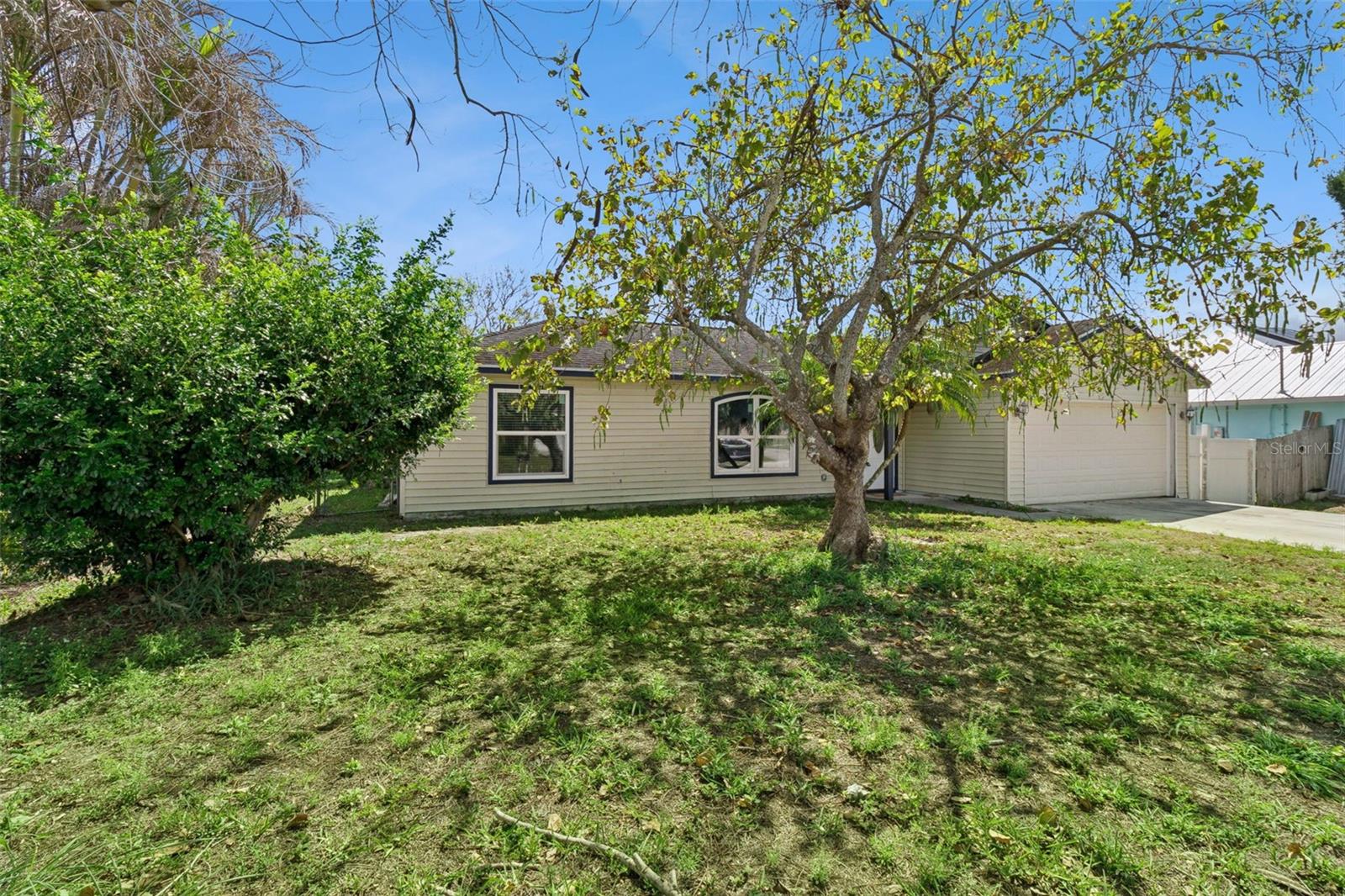 Image 2 of 30 For 3349 Frankford Street