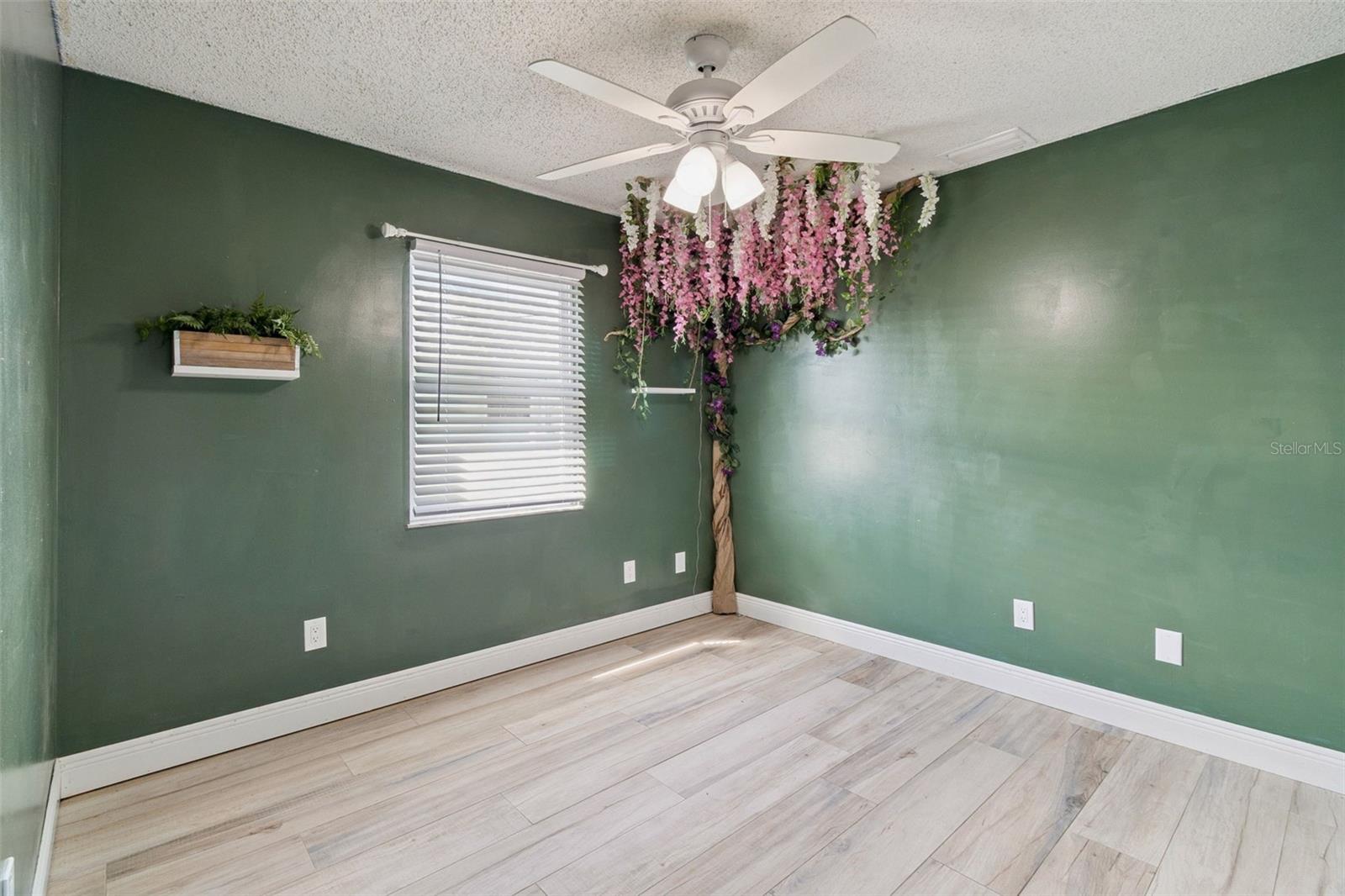 Image 20 of 30 For 3349 Frankford Street