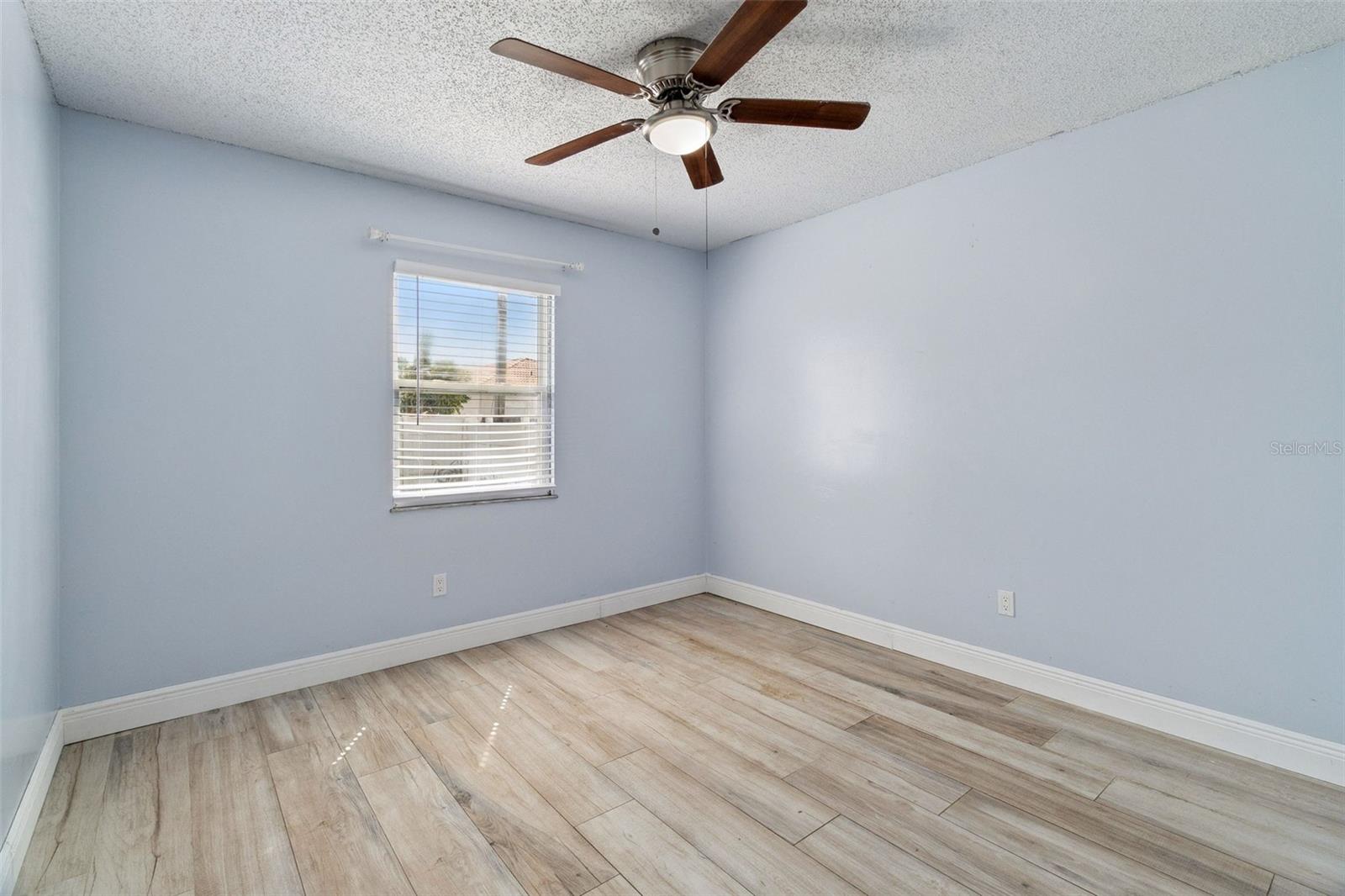 Image 21 of 30 For 3349 Frankford Street