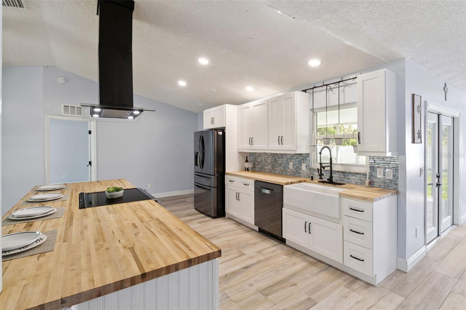 Image 7 of 30 For 3349 Frankford Street