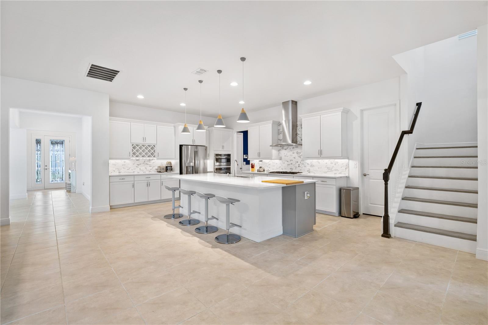 Image 16 of 70 For 15518 Honey Mandarin Way