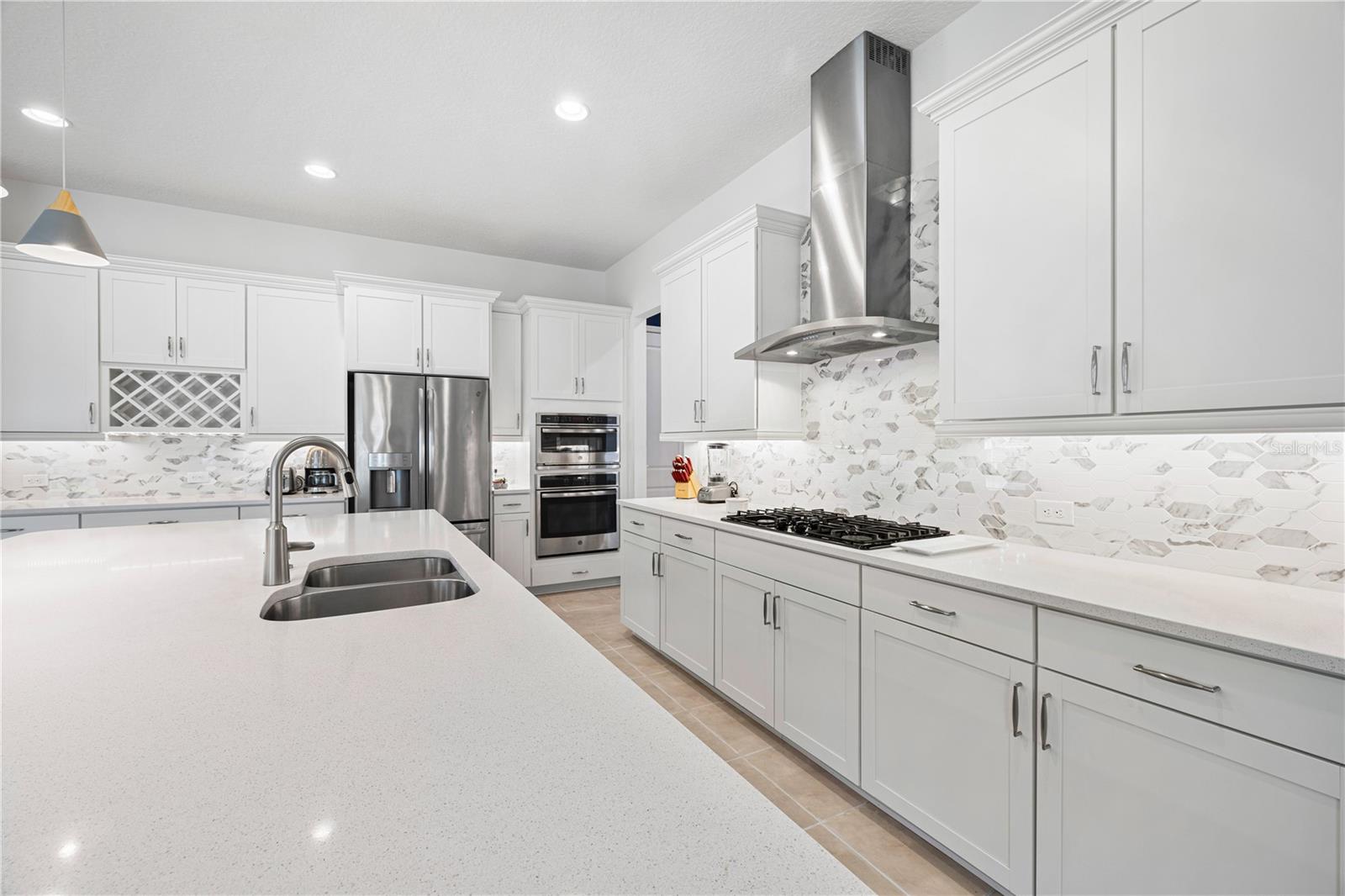 Image 20 of 70 For 15518 Honey Mandarin Way