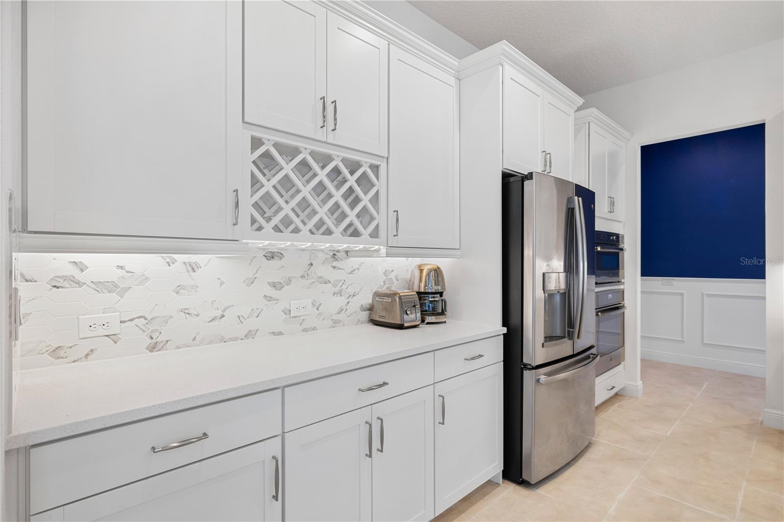 Image 23 of 70 For 15518 Honey Mandarin Way