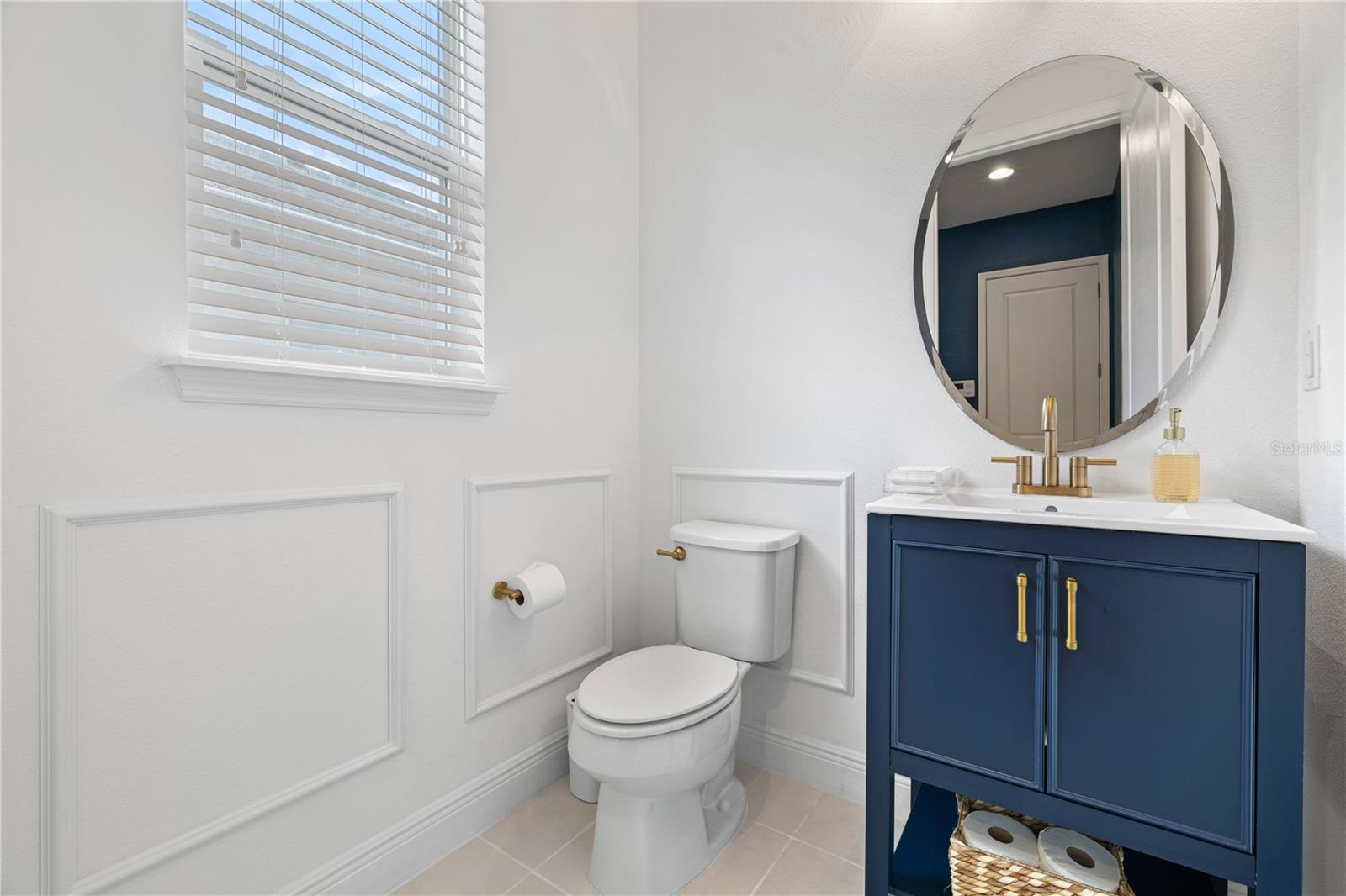 Image 26 of 70 For 15518 Honey Mandarin Way