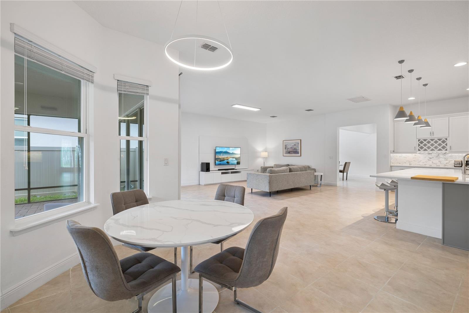 Image 29 of 70 For 15518 Honey Mandarin Way