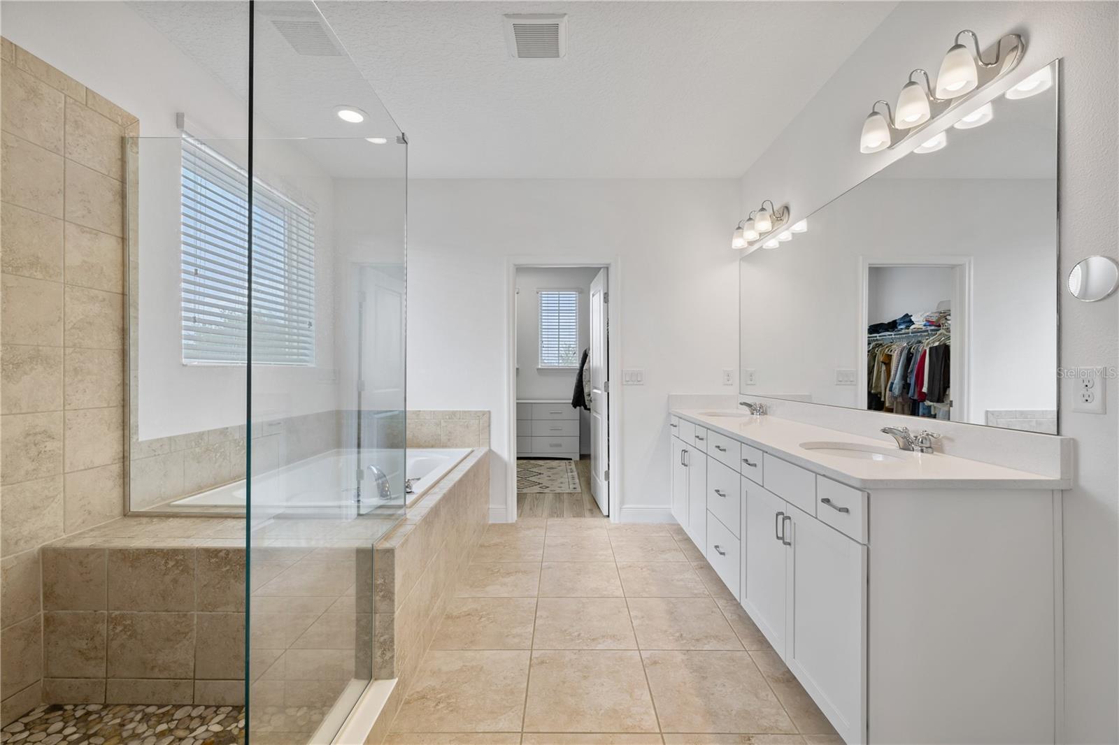 Image 45 of 70 For 15518 Honey Mandarin Way