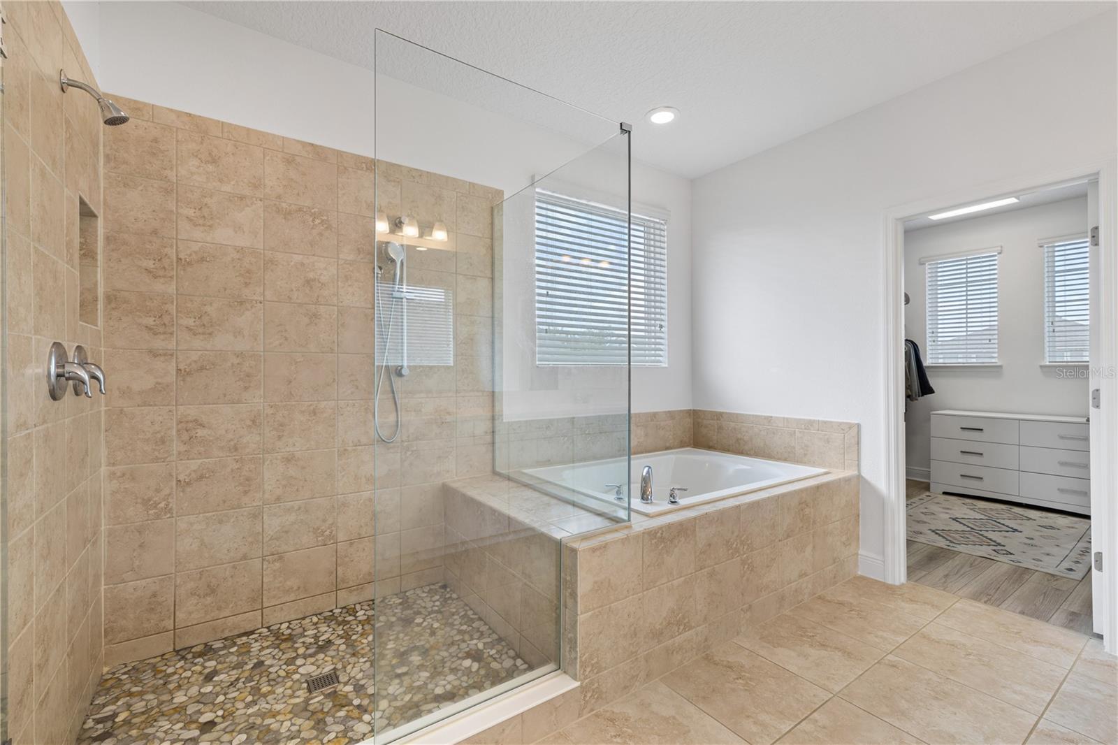 Image 46 of 70 For 15518 Honey Mandarin Way