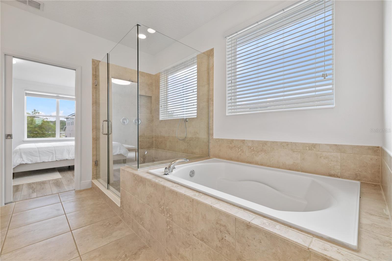 Image 48 of 70 For 15518 Honey Mandarin Way