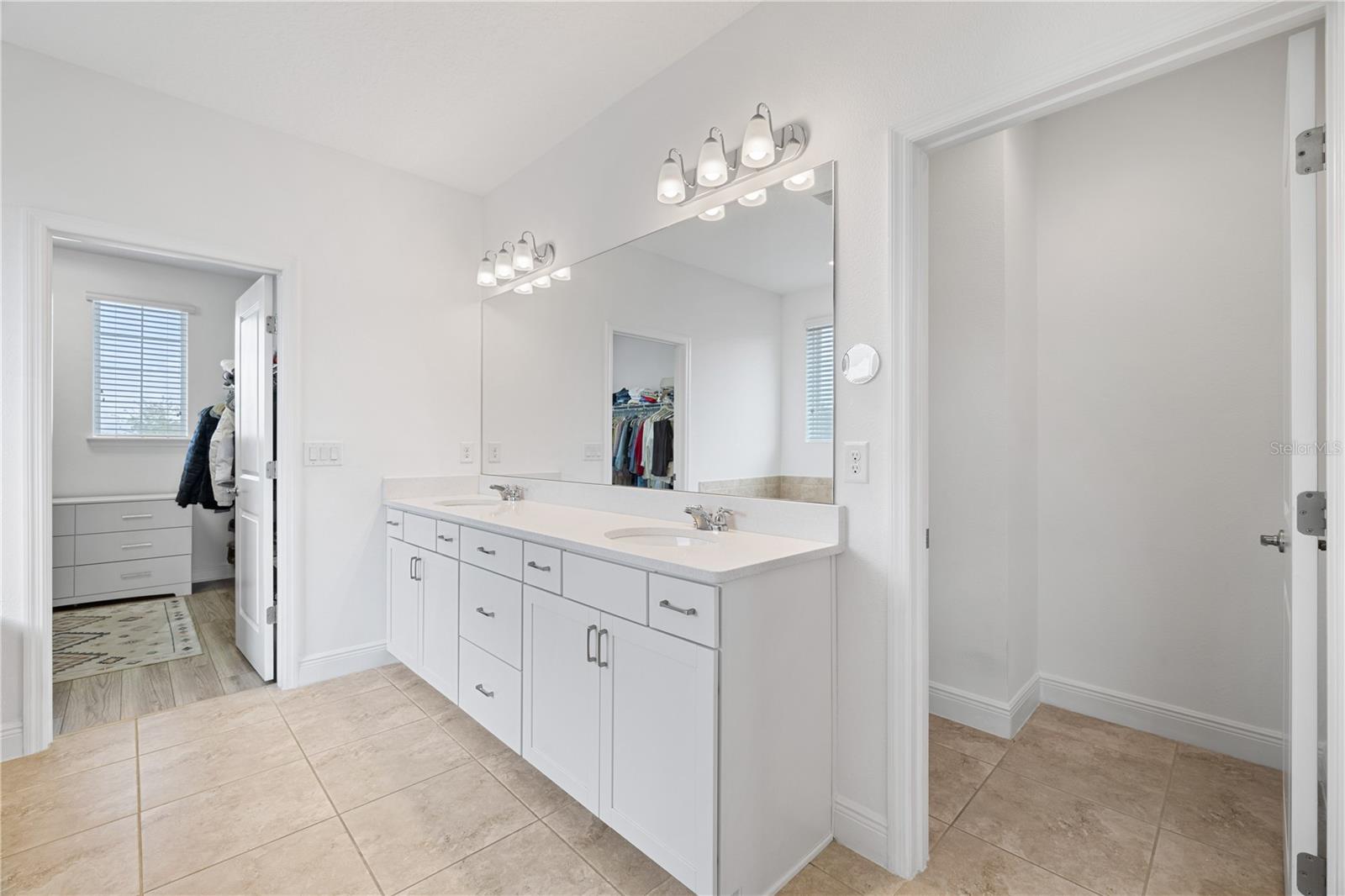 Image 50 of 70 For 15518 Honey Mandarin Way