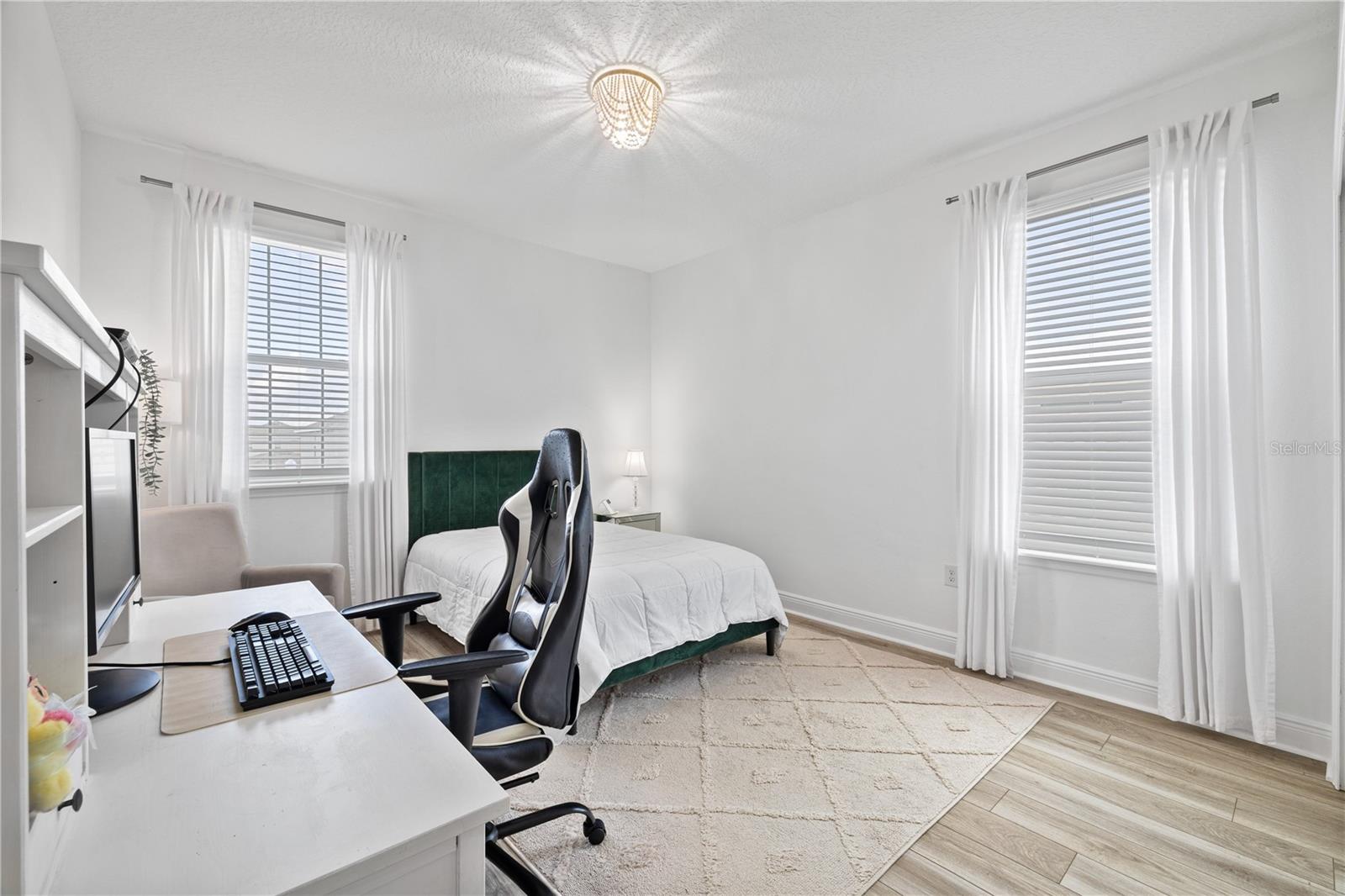 Image 55 of 70 For 15518 Honey Mandarin Way