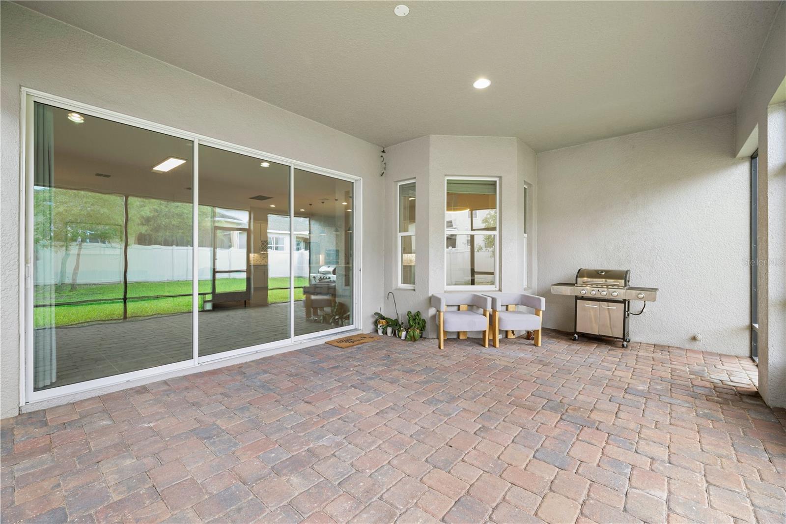 Image 63 of 70 For 15518 Honey Mandarin Way