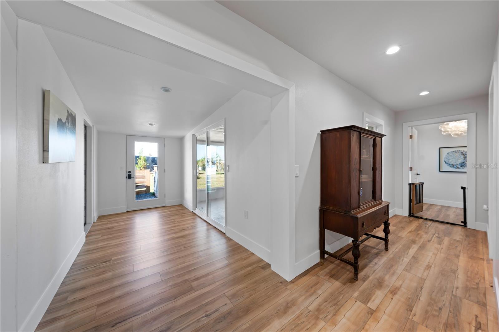 Image 14 of 34 For 4004 Rex Drive