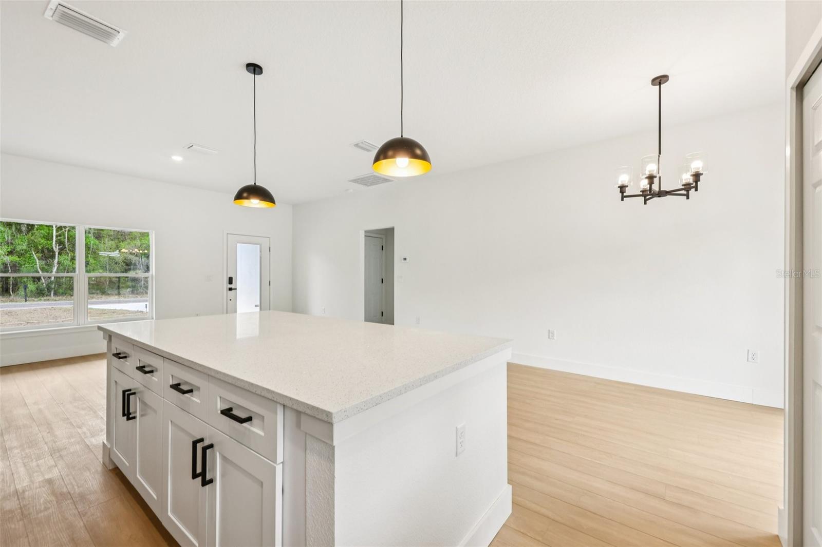 Image 11 of 32 For 15479 115 Place Road