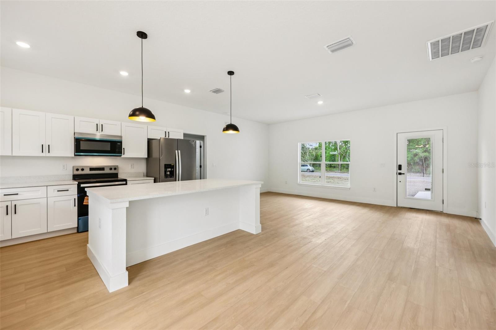 Image 15 of 32 For 15479 115 Place Road